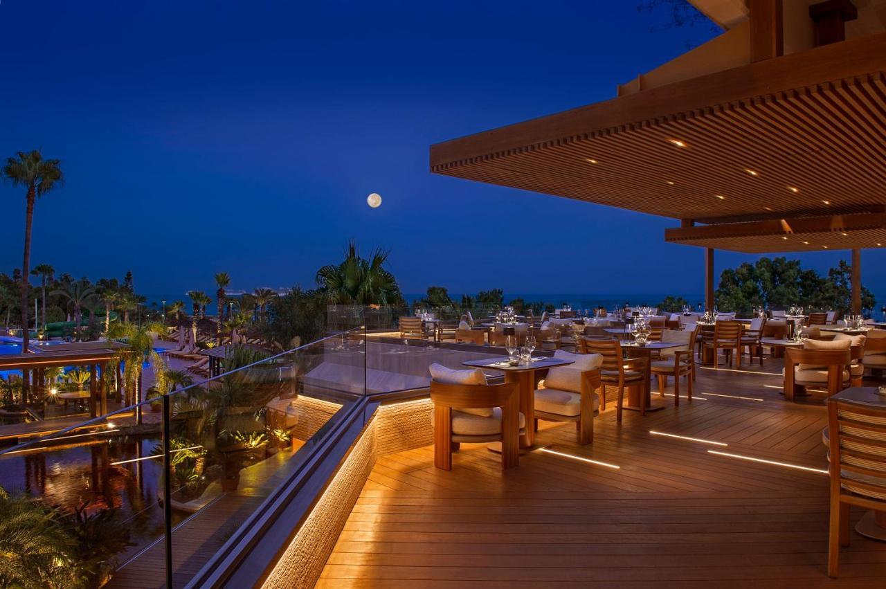 Four Seasons Hotel Agios Tychonas Exteriör bild The Deck