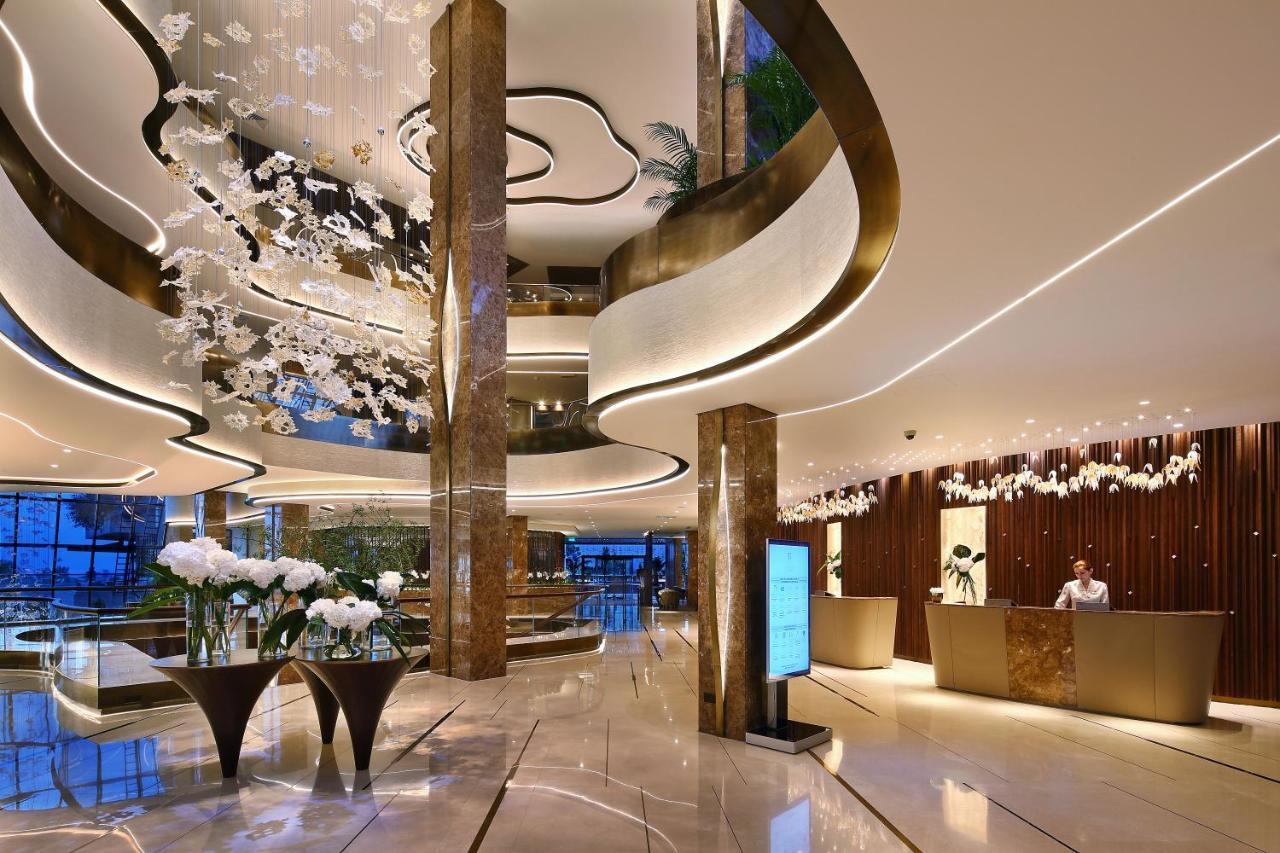 Four Seasons Hotel Agios Tychonas Exteriör bild Lobby