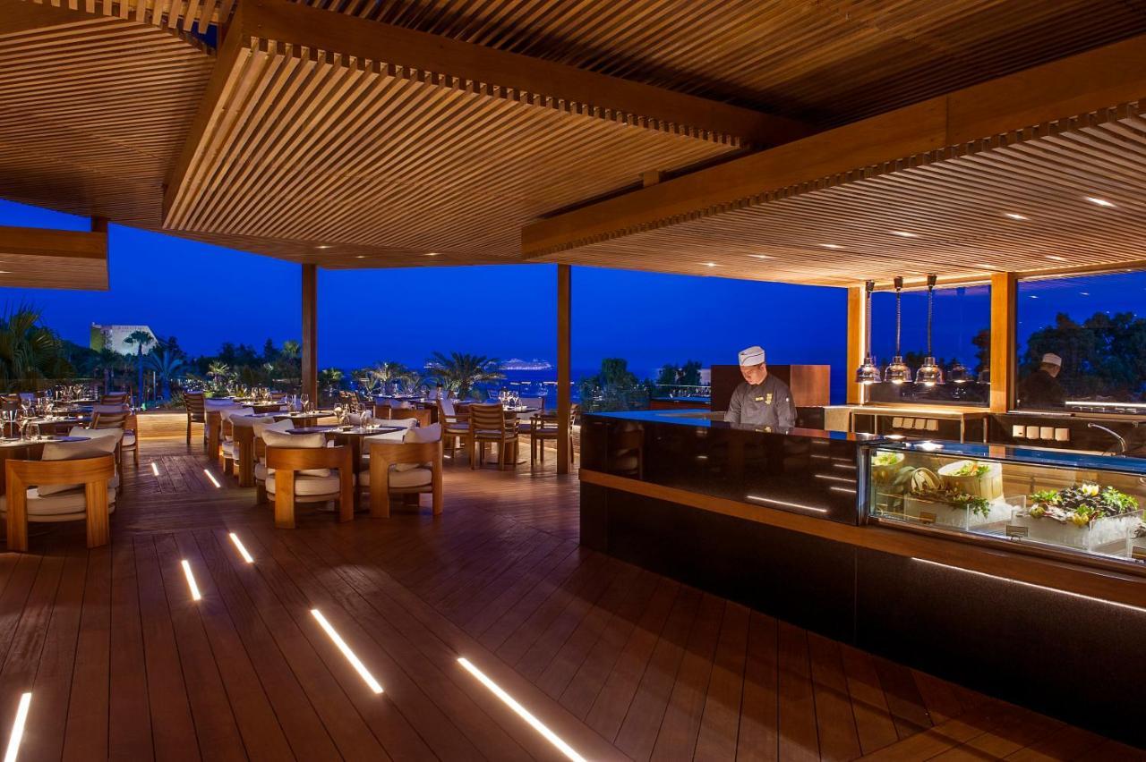 Four Seasons Hotel Agios Tychonas Exteriör bild The Deck