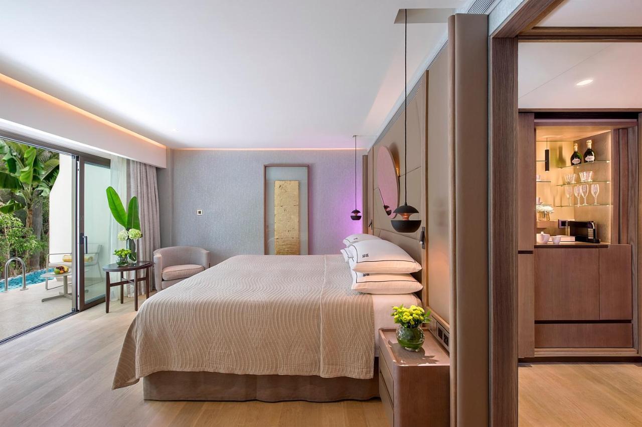 Four Seasons Hotel Agios Tychonas Exteriör bild Deluxe Pool Access