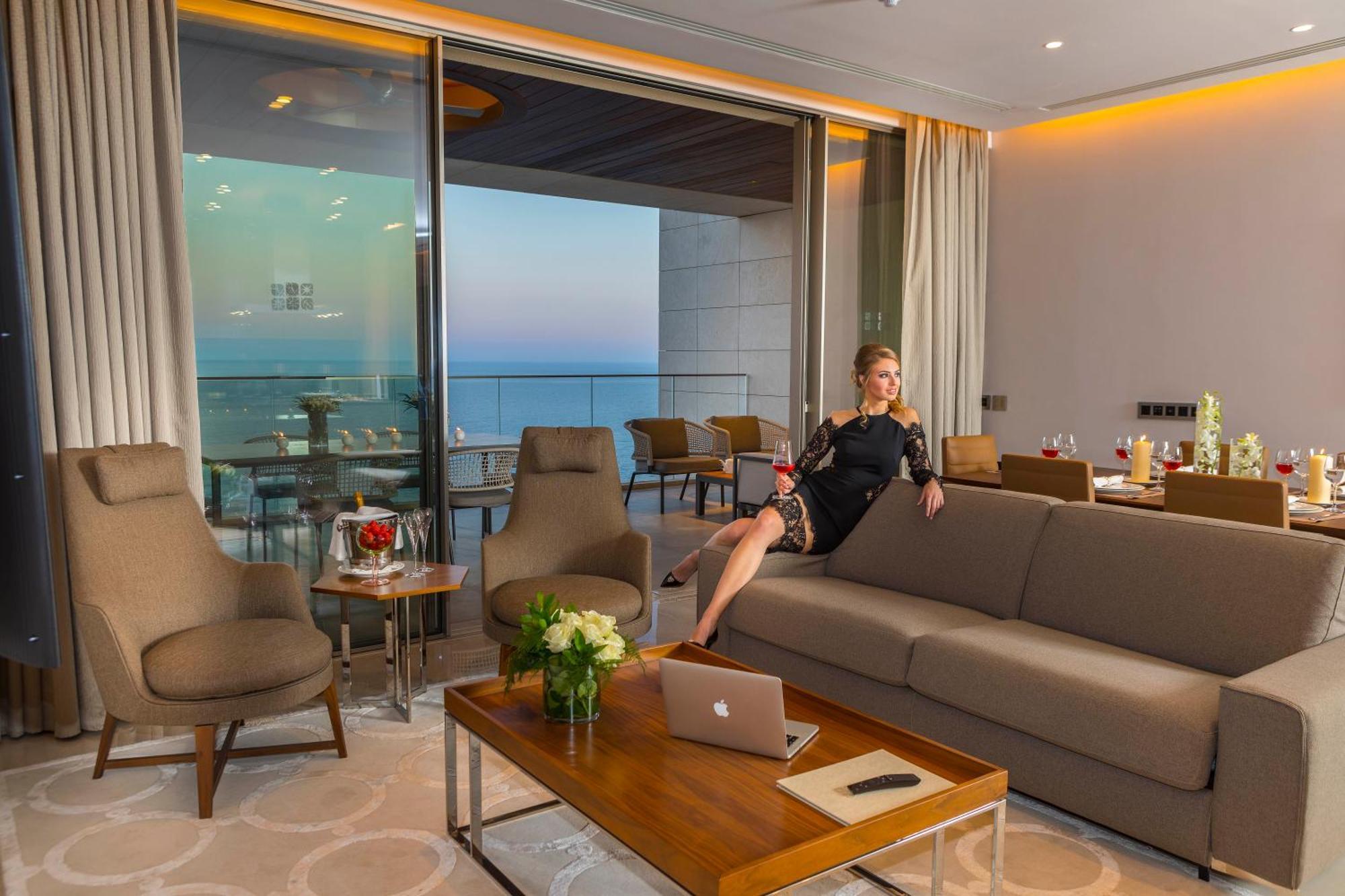 Four Seasons Hotel Agios Tychonas Exteriör bild A 3D rendering of a living room